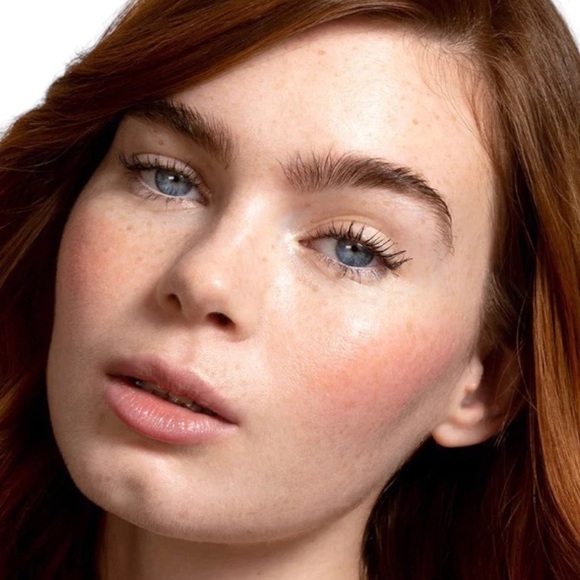 Ofra Pro Palette. On The Glow bronzing & highlighting palette, so shimmery *NEW* - Picture 11 of 14